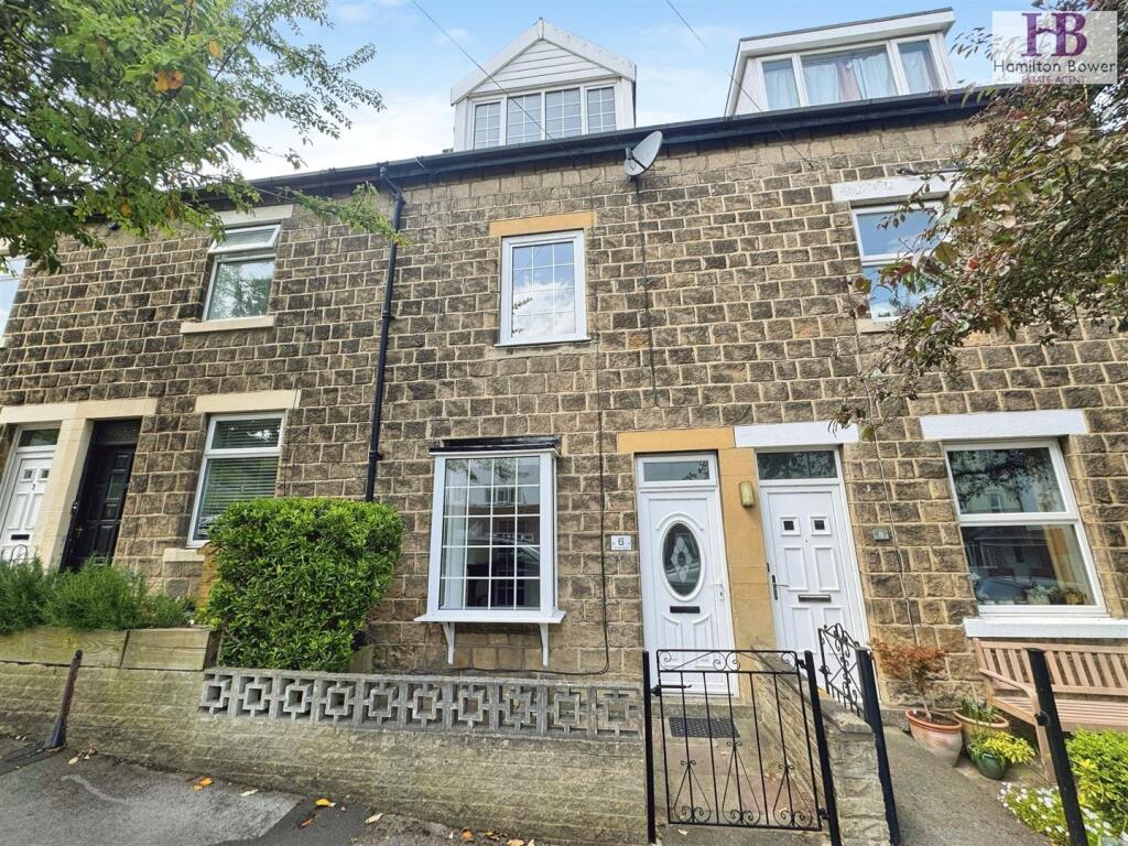 4 bed Mid Terraced House for rent in Otley. From Hamilton Bower - Shipley