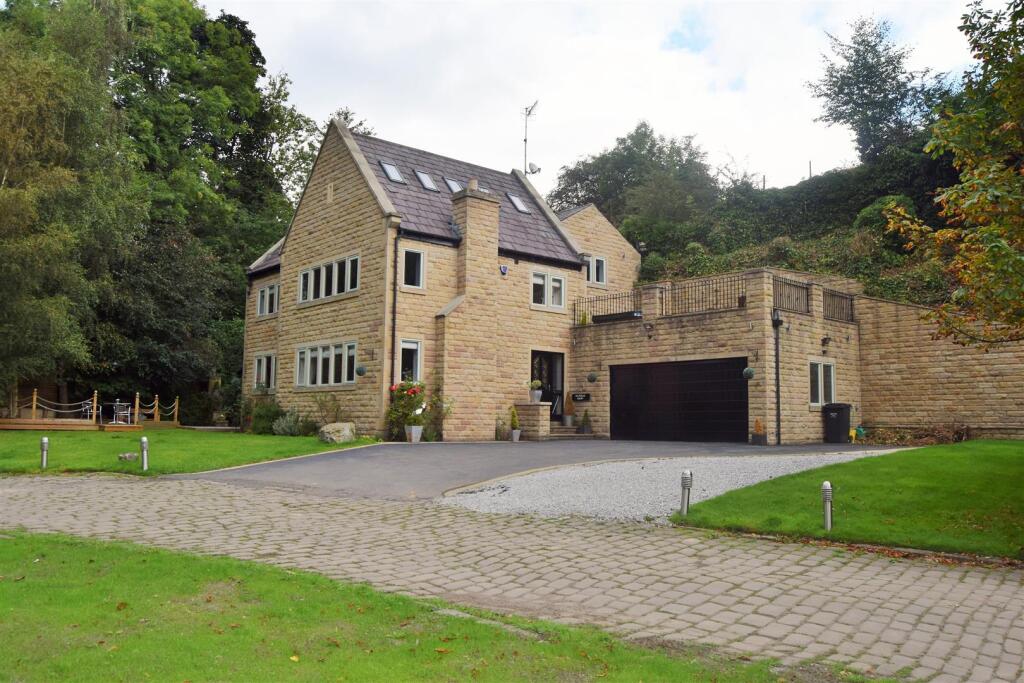 5 bed Detached for rent in Stump Cross. From Hamilton Bower - Shipley 5 bed Detached for rent in Stump Cross. From Hamilton Bower - Shipley