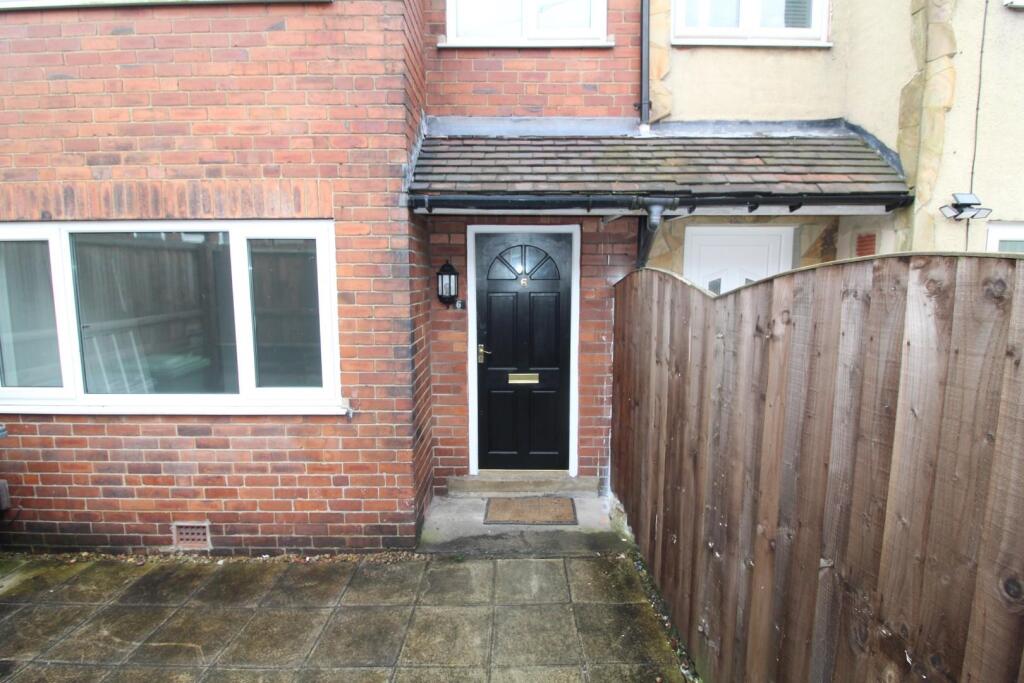 3 bed Mid Terraced House for rent in Troydale. From Hunters - Pudsey
