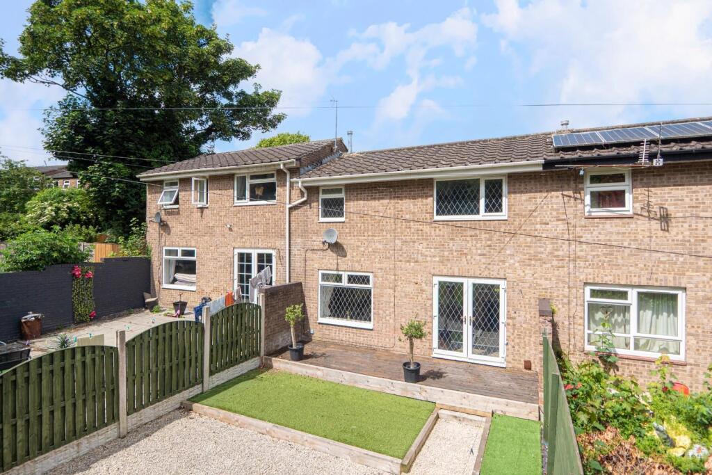 2 bed Mid Terraced House for rent in Horsforth. From Hunters - Pudsey 2 bed Mid Terraced House for rent in Horsforth. From Hunters - Pudsey