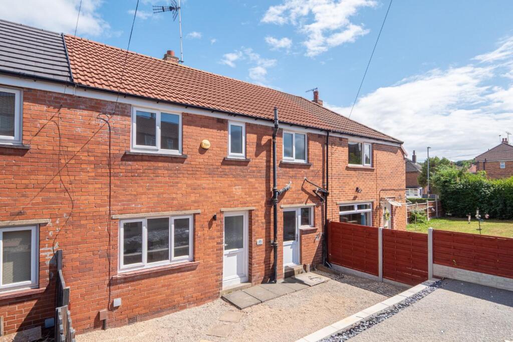 3 bed Mid Terraced House for rent in Pudsey. From Hunters - Pudsey 3 bed Mid Terraced House for rent in Pudsey. From Hunters - Pudsey