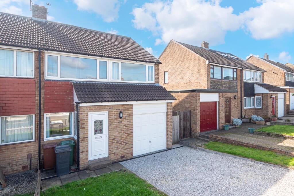 3 bed End of Terrace for rent in Pudsey. From Hunters - Pudsey 3 bed End of Terrace for rent in Pudsey. From Hunters - Pudsey
