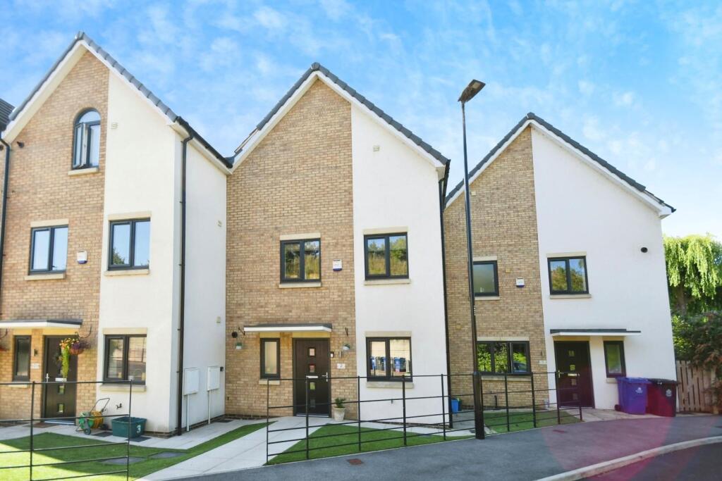 4 bed Mid Terraced House for rent in Mexborough. From Hunters - Sheffield Crookes