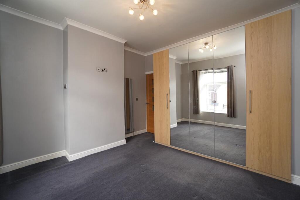 2 bed Mid Terraced House for rent in Dronfield. From Hunters - Sheffield Crookes