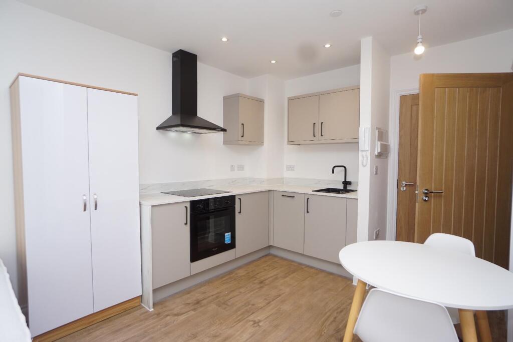 0 bed Studio for rent in Sheffield. From Hunters - Sheffield Crookes 0 bed Studio for rent in Sheffield. From Hunters - Sheffield Crookes
