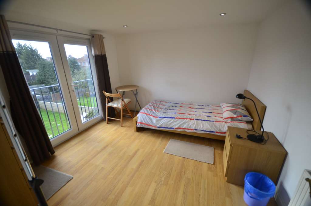 1 bed House Share for rent in Edgware. From Orient Estates