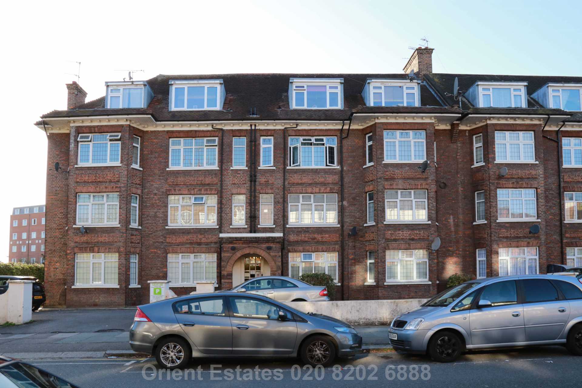 3 bed 1st Floor Flat for rent in London. From Orient Estates