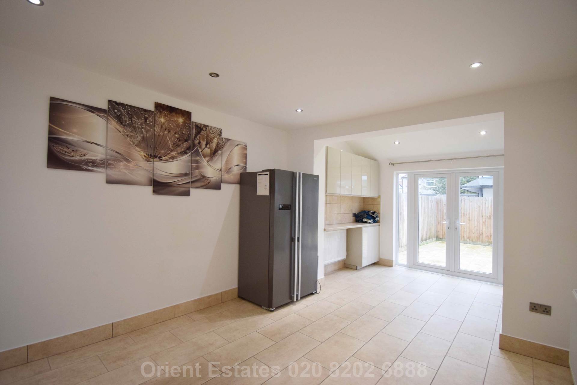 5 bed Semi Detached for rent in Stanmore. From Orient Estates
