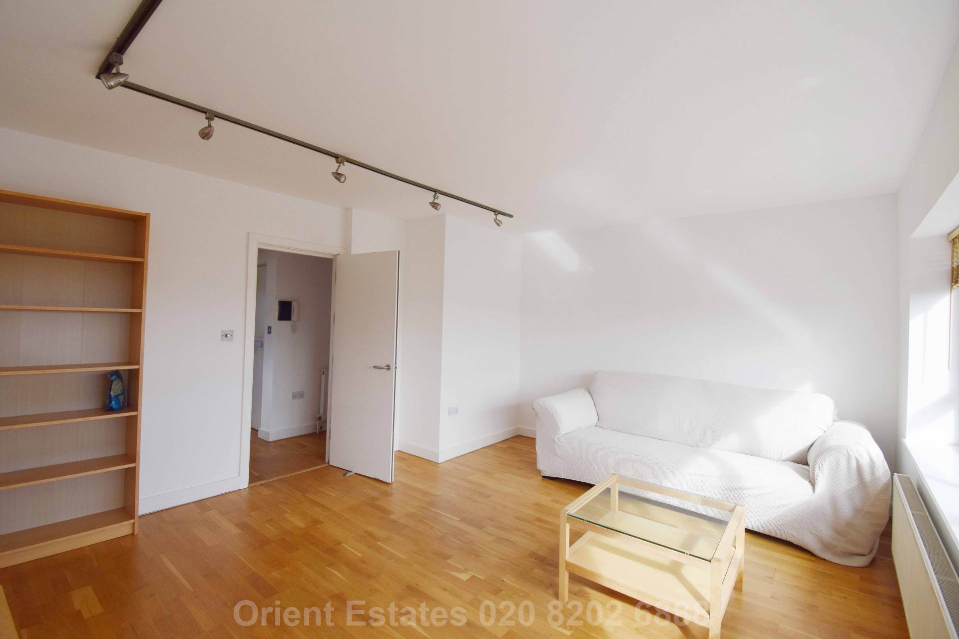 1 bed 1st Floor Flat for rent in London. From Orient Estates 1 bed 1st Floor Flat for rent in London. From Orient Estates