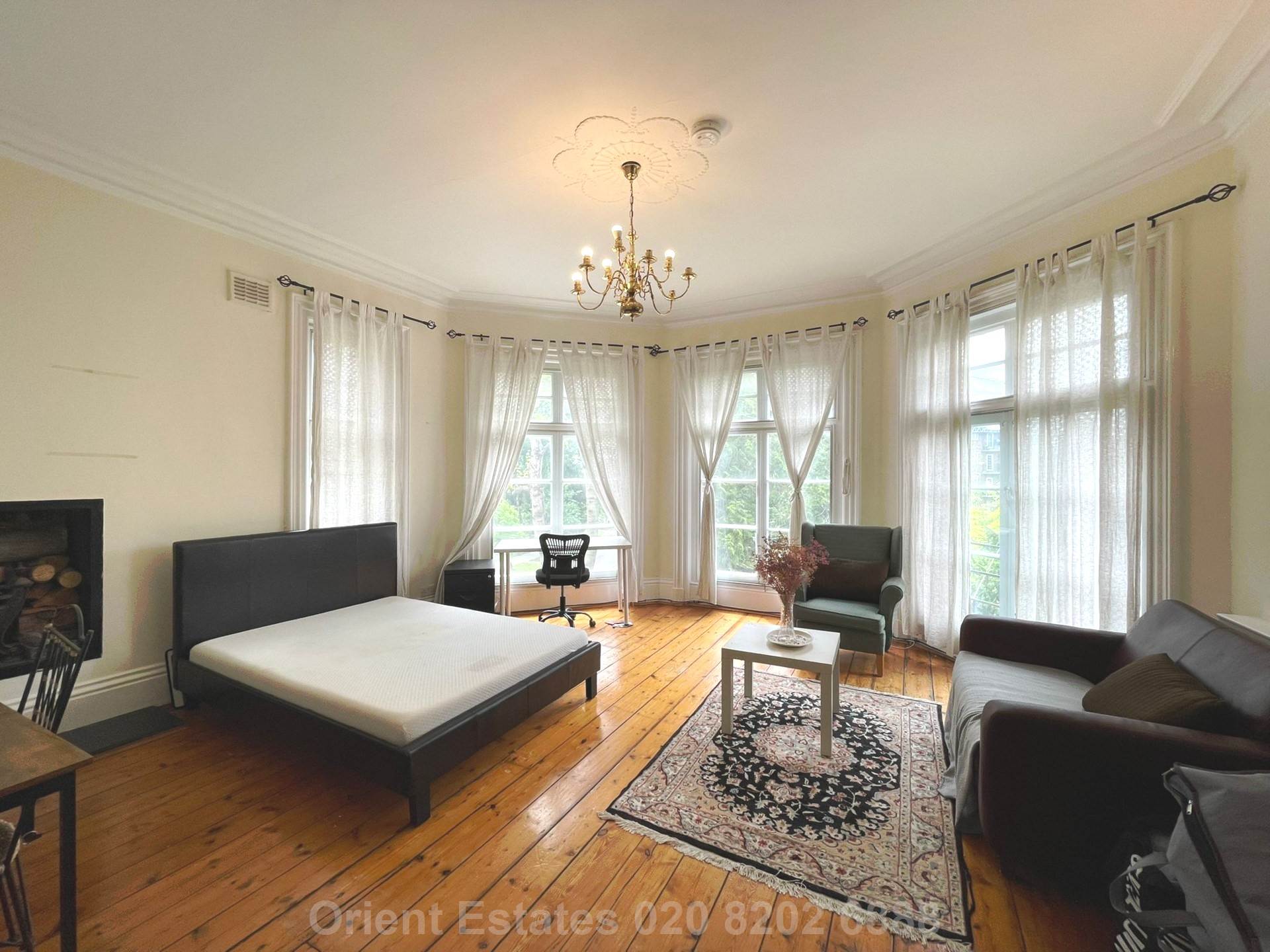 3 bed 1st Floor Flat for rent in London. From Orient Estates