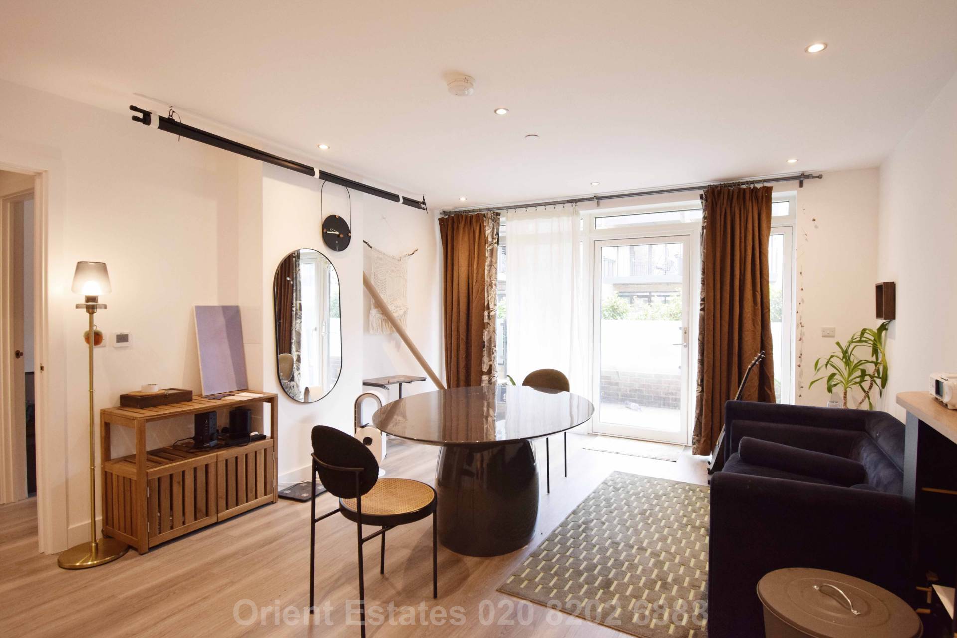 1 bed 1st Floor Flat for rent in Hendon. From Orient Estates