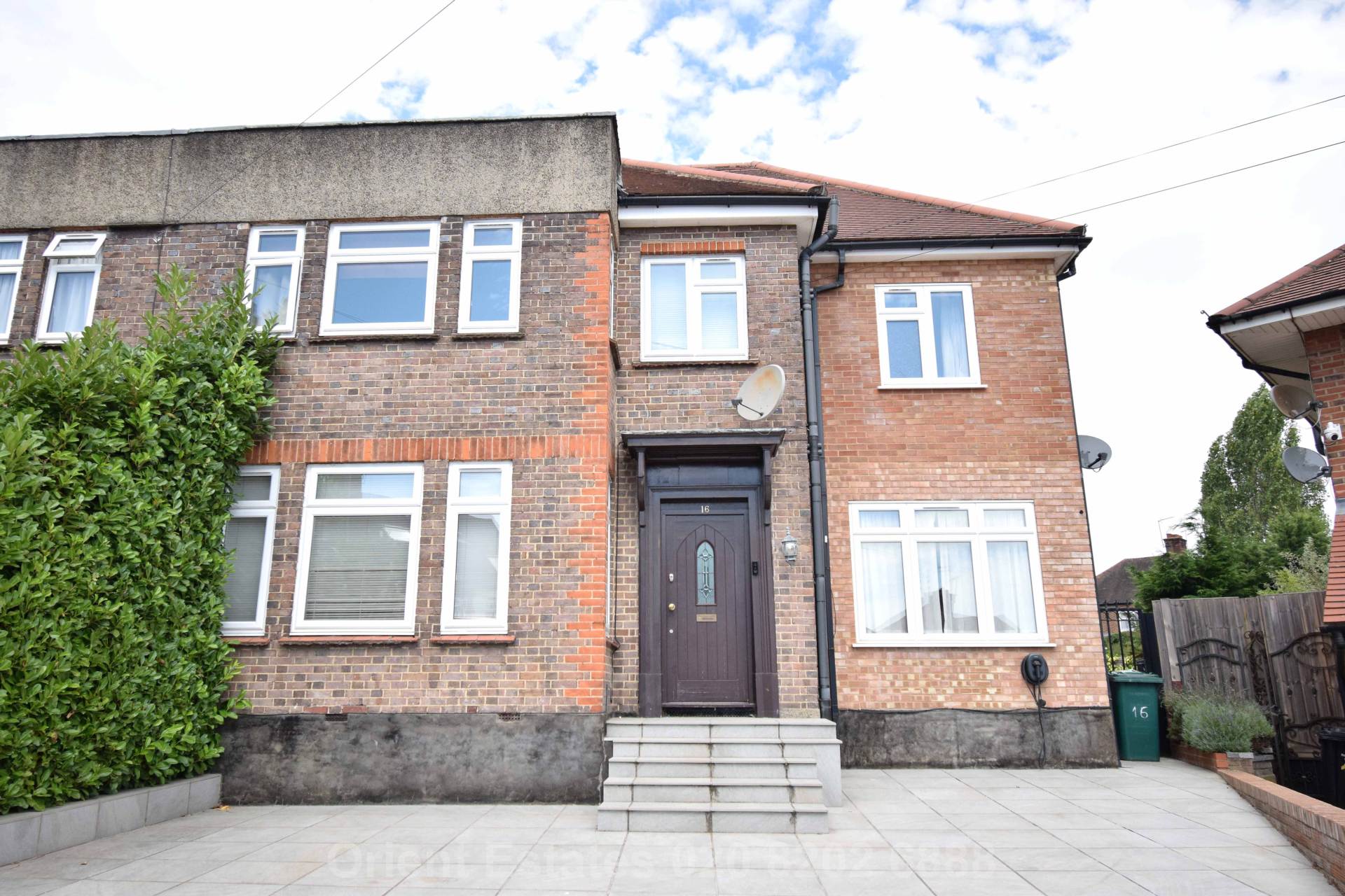 6 bed Semi Detached for rent in London. From Orient Estates 6 bed Semi Detached for rent in London. From Orient Estates