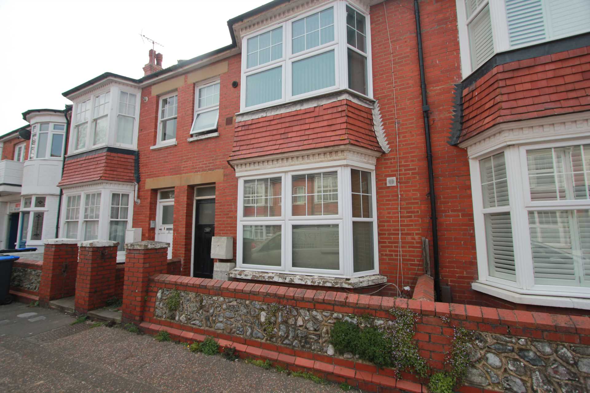 0 bed Studio for rent in Worthing. From Matthew Anthony Estate Agency