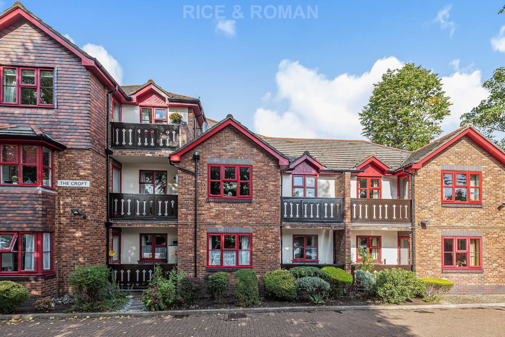2 bed Reteirment property for rent in Epsom. From Rice & Roman
