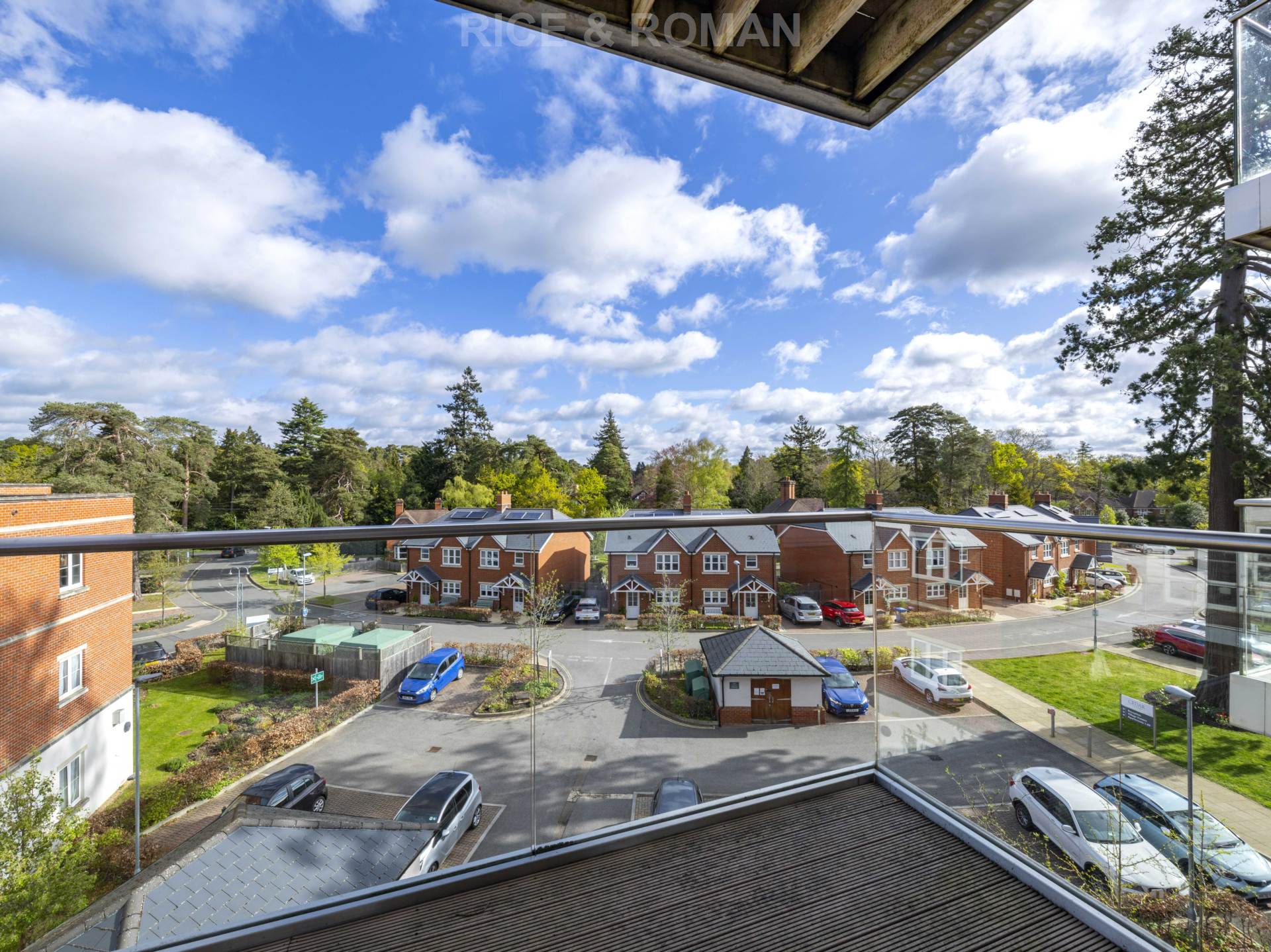 1 bed Reteirment property for rent in Ascot. From Rice & Roman