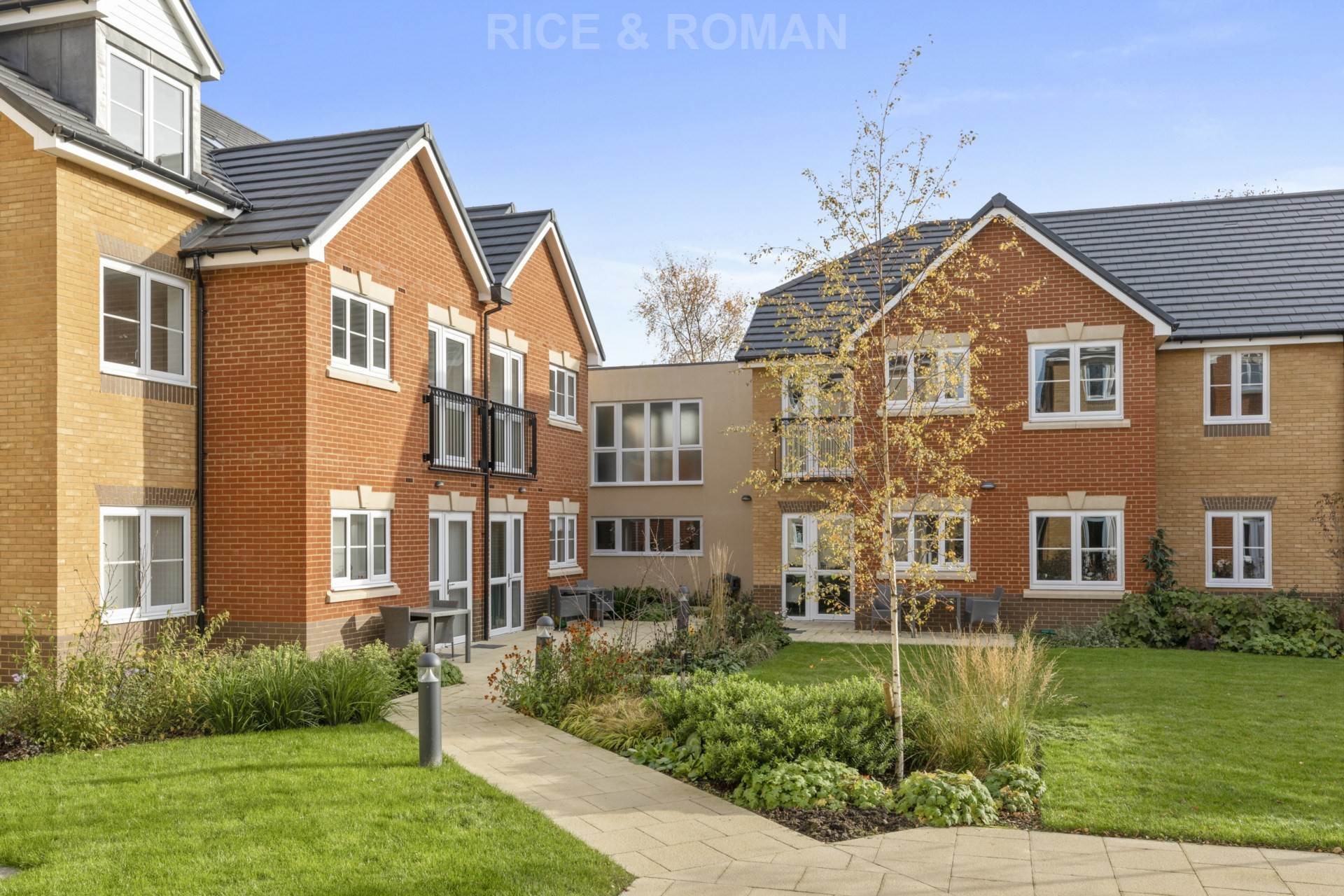 2 bed Reteirment property for rent in Walton-on-Thames. From Rice & Roman