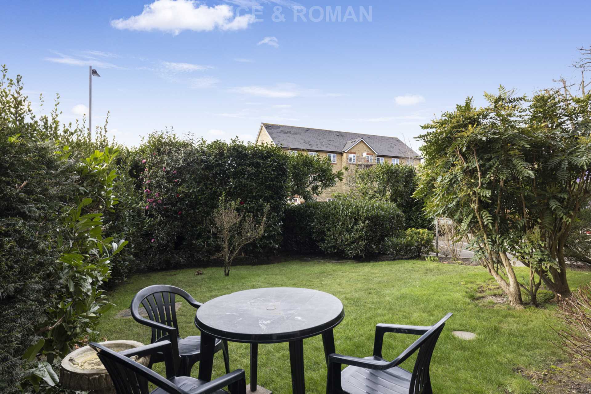 1 bed Reteirment property for rent in Kingston Upon Thames. From Rice & Roman 1 bed Reteirment property for rent in Kingston Upon Thames. From Rice & Roman