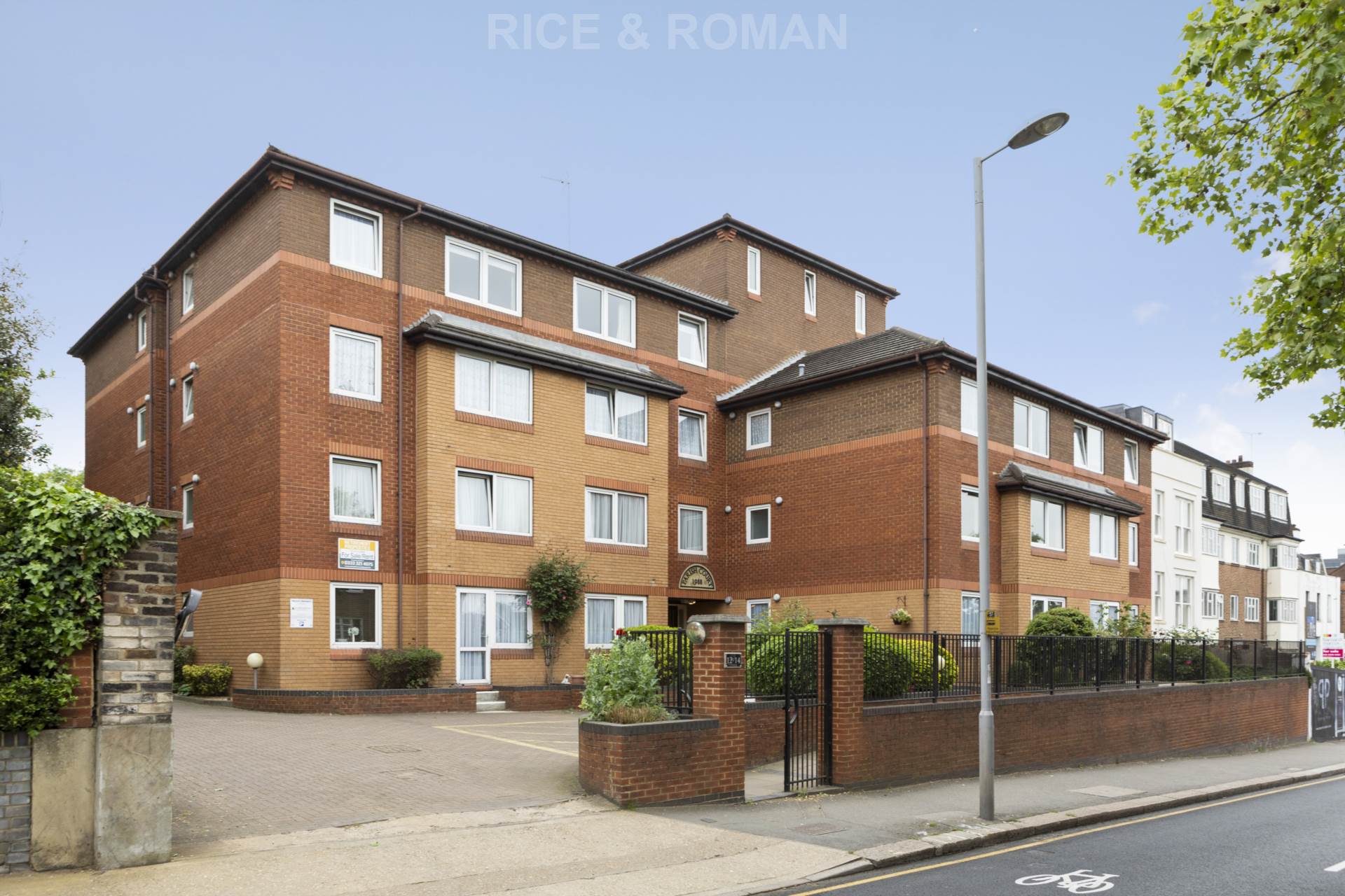 1 bed Reteirment property for rent in Surbiton. From Rice & Roman