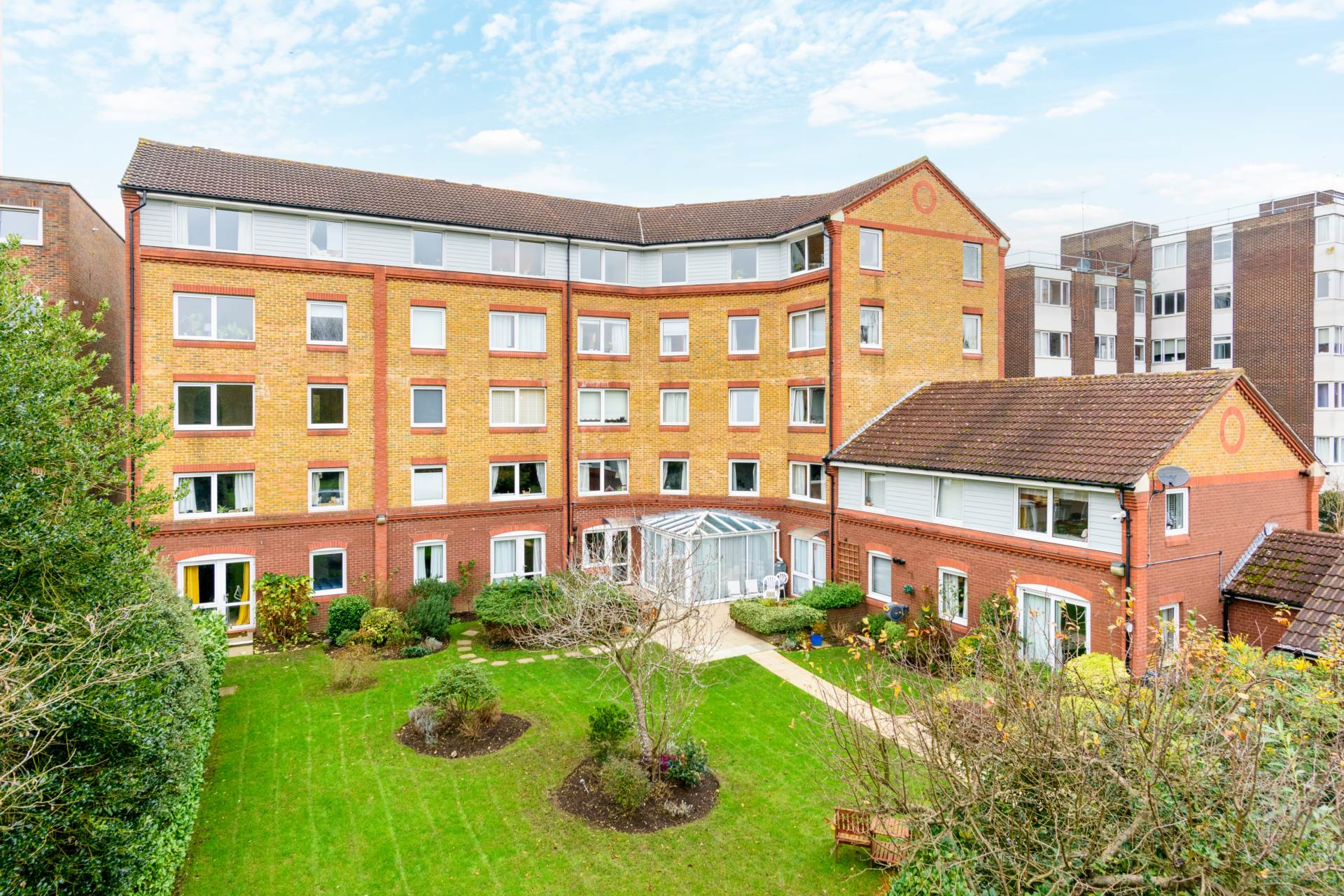 1 bed Reteirment property for rent in Kingston Upon Thames. From Rice & Roman