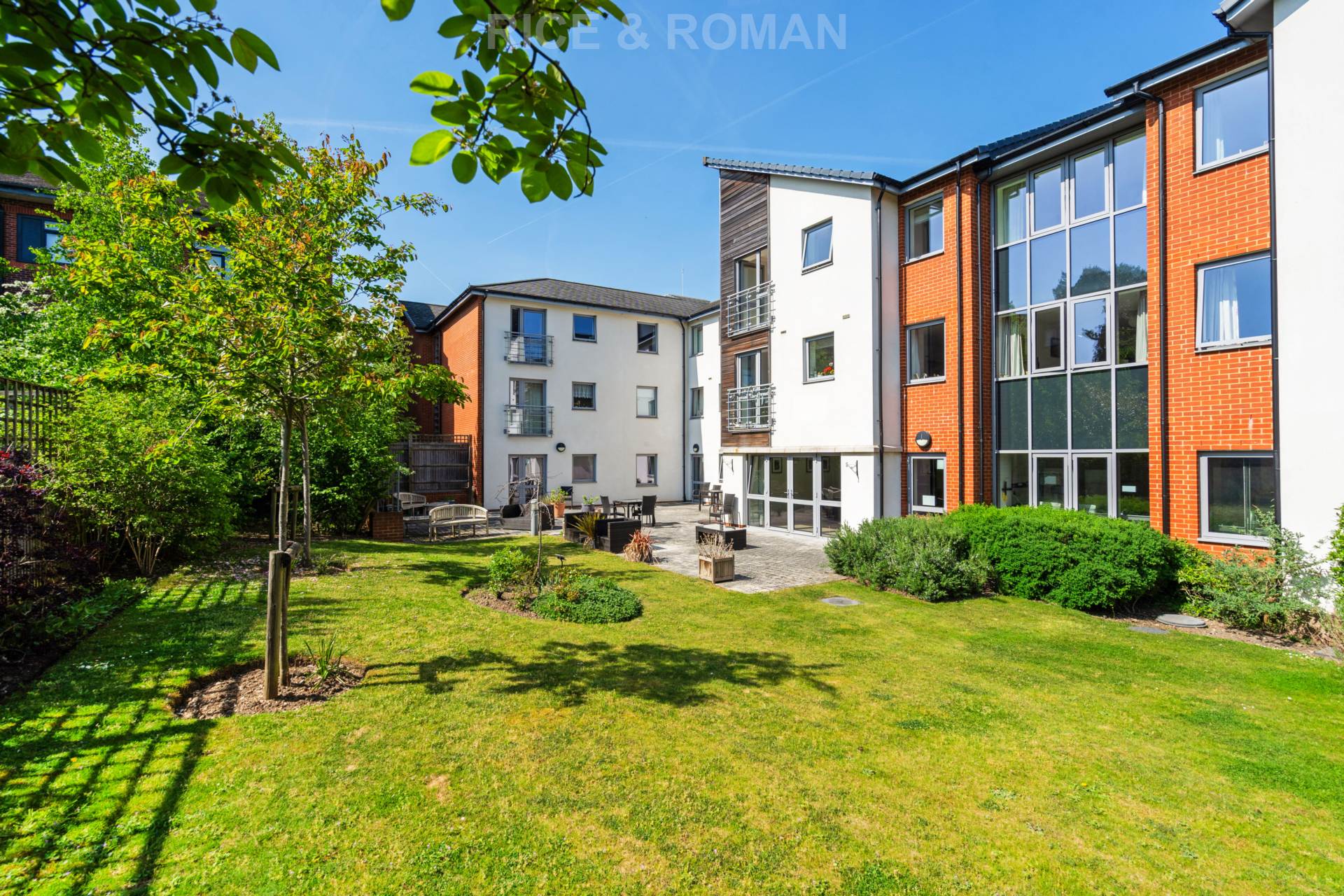 2 bed Reteirment property for rent in Fleet. From Rice & Roman