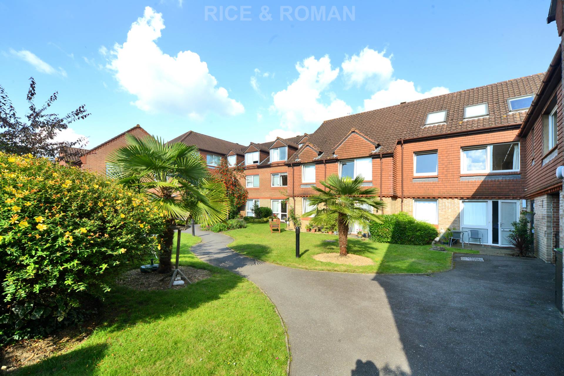 1 bed Reteirment property for rent in Weybridge. From Rice & Roman