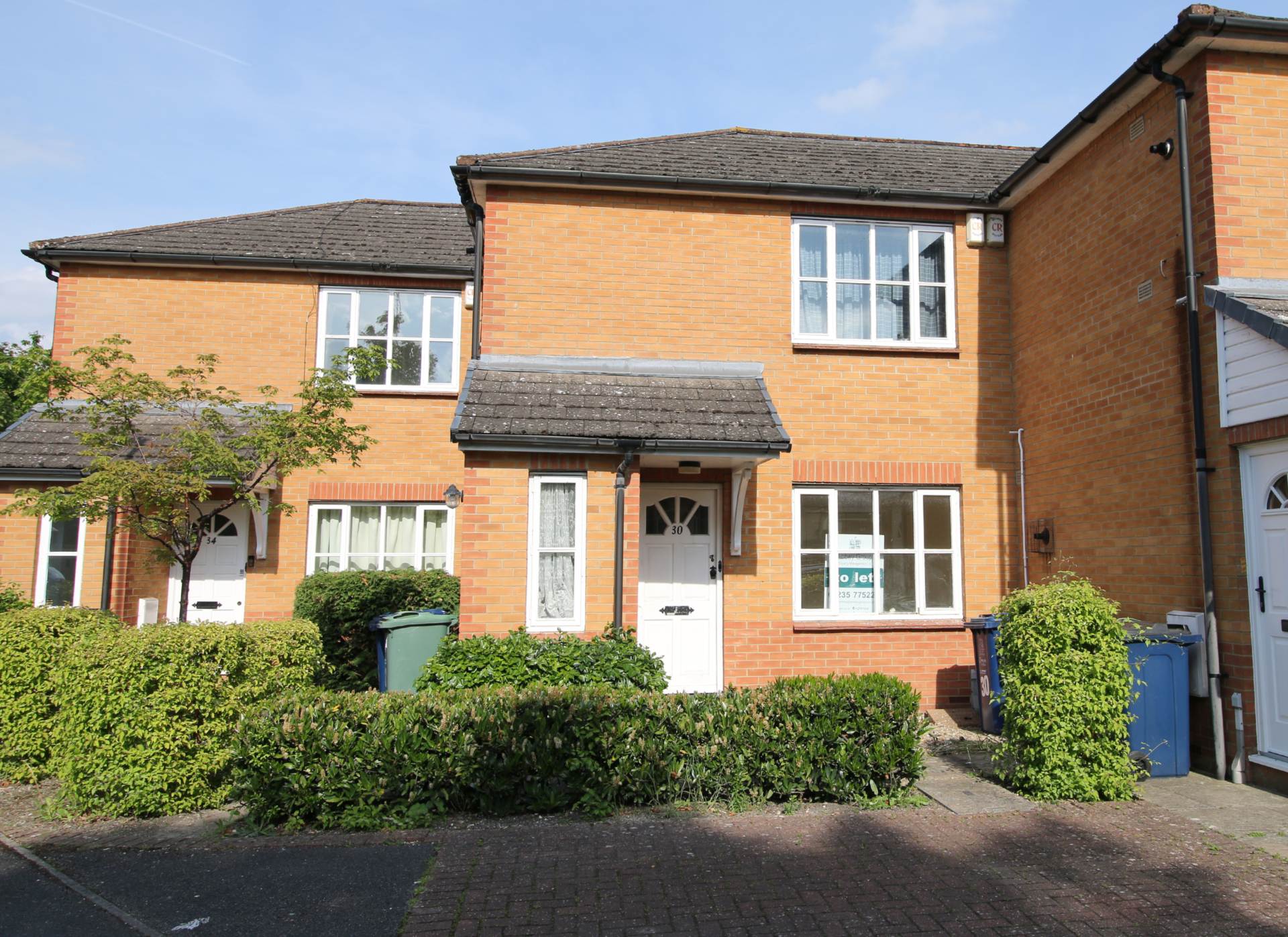 1 bed Apartment for rent in Sandford-on-Thames. From Abbey Group Property Management Ltd
