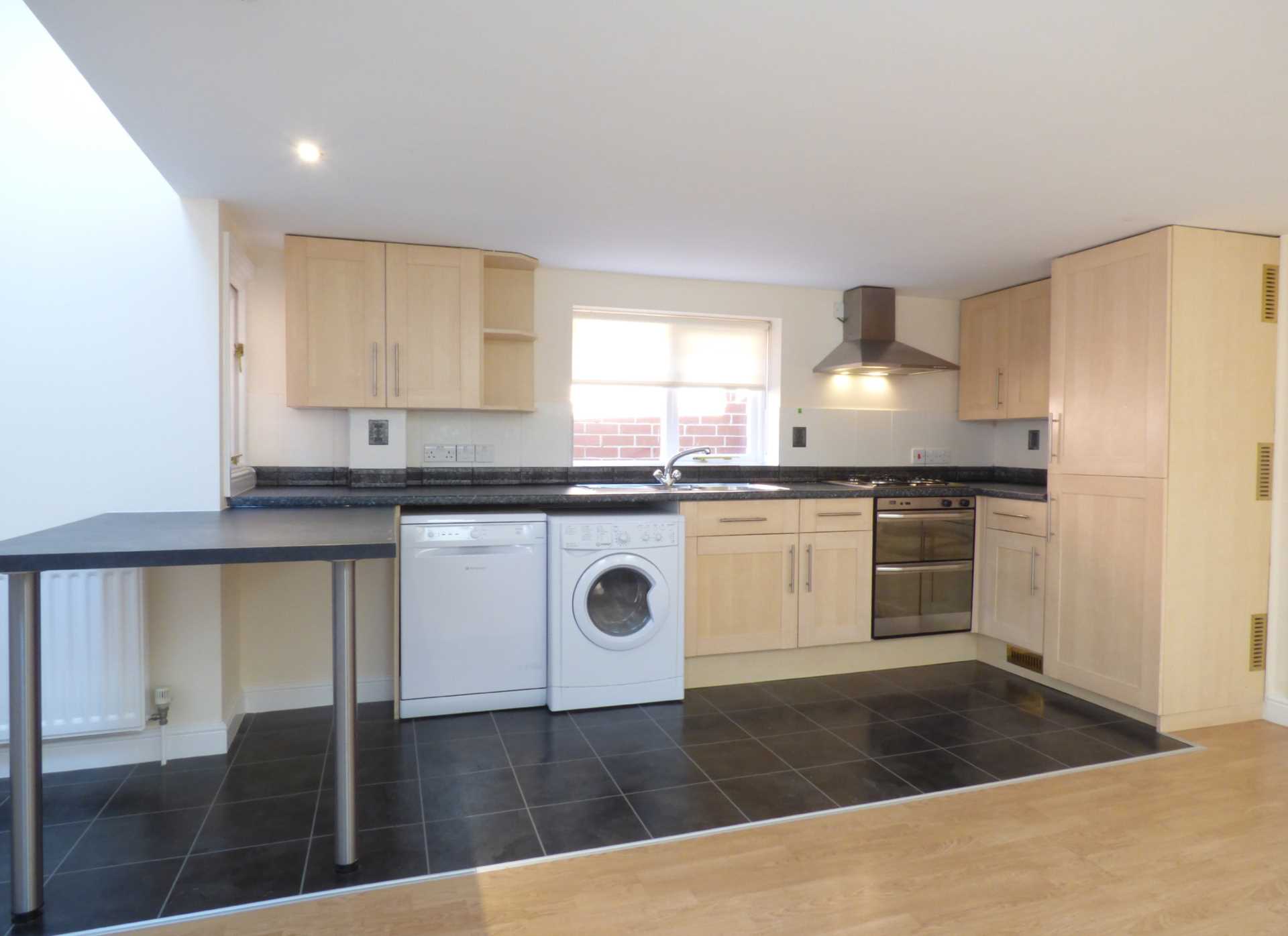 2 bed 1st Floor Flat for rent in Wantage. From Abbey Group Property Management Ltd