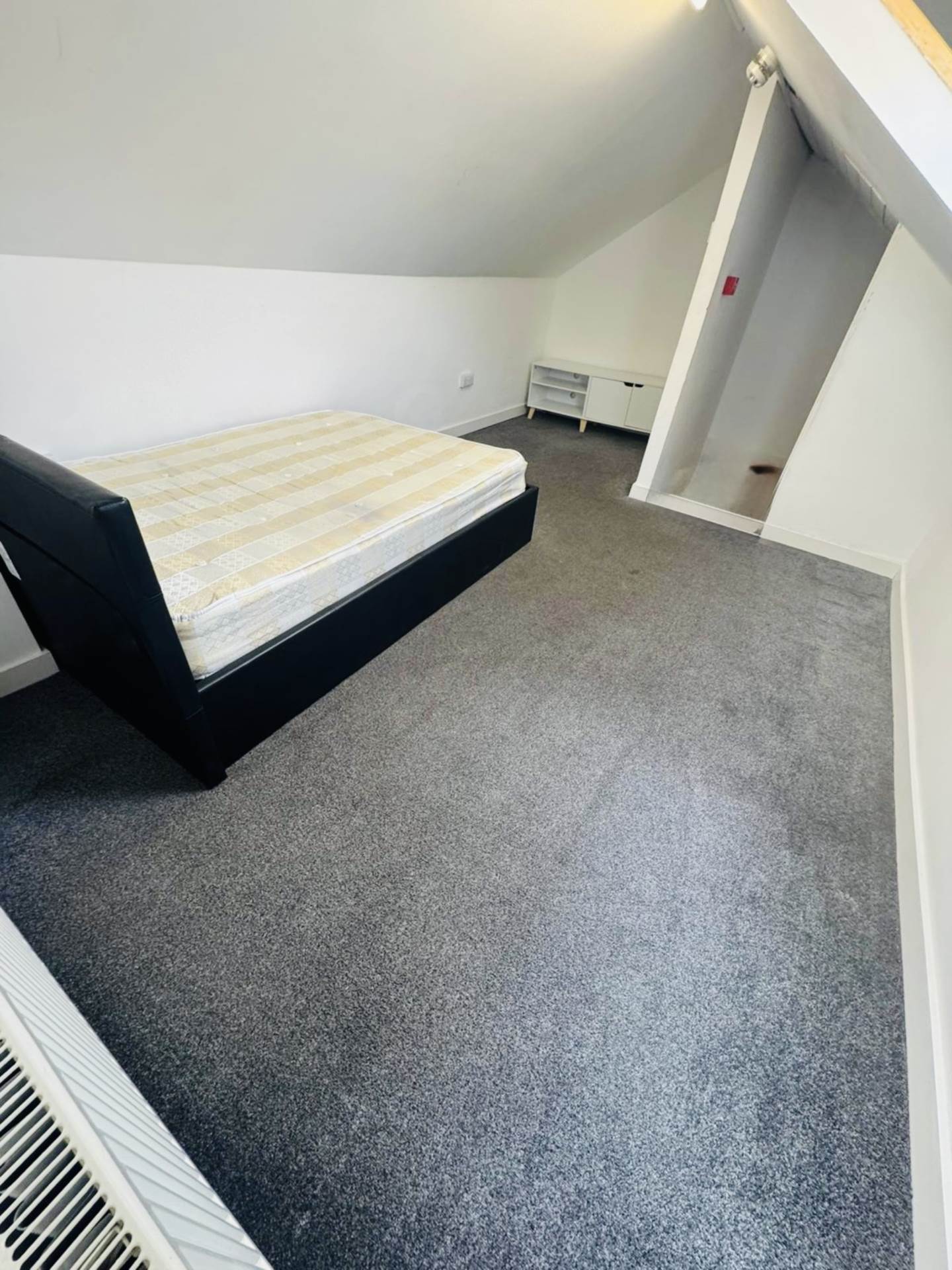 0 bed Studio for rent in Luton. From Ashley Samuel - London - West 0 bed Studio for rent in Luton. From Ashley Samuel - London - West