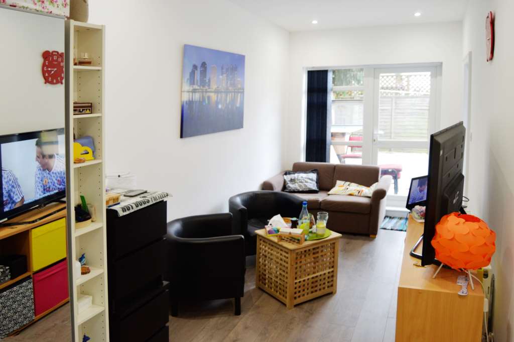1 bed 1st Floor Flat for rent in London. From Ashley Samuel - London - West