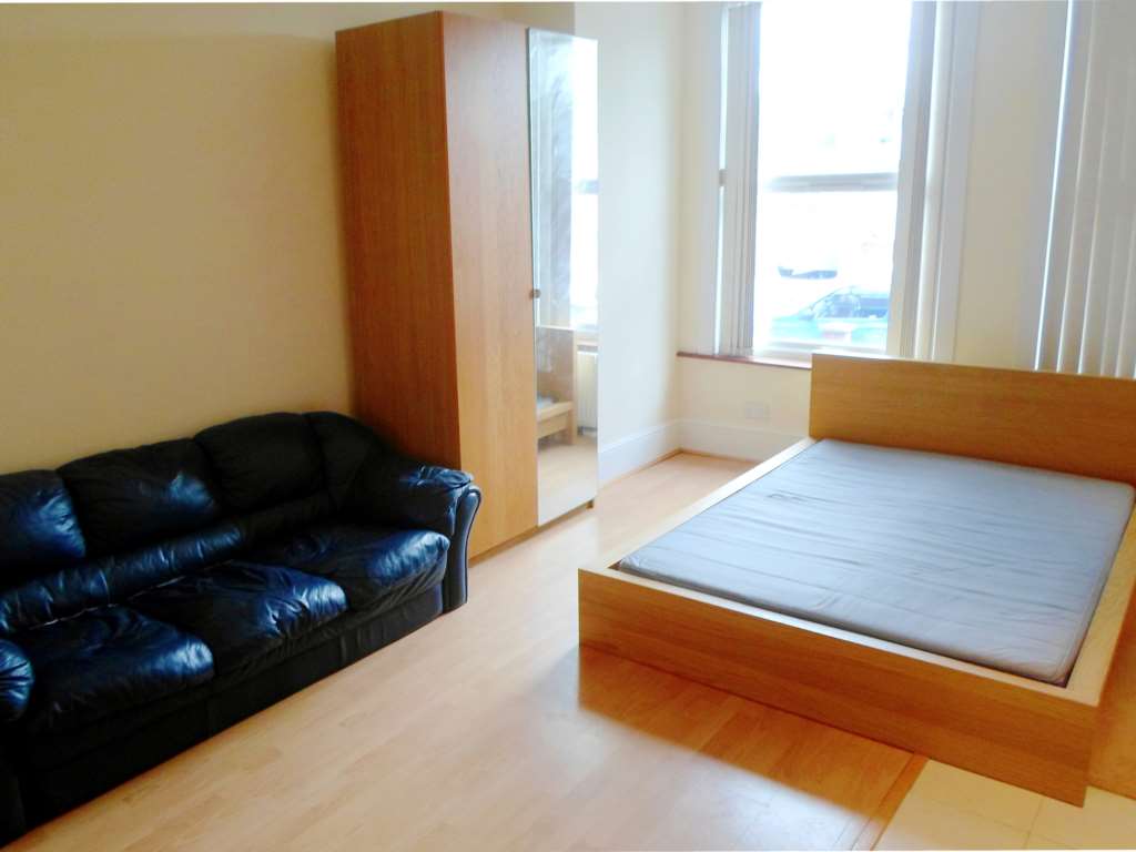 0 bed Studio for rent in London. From Ashley Samuel - London - West