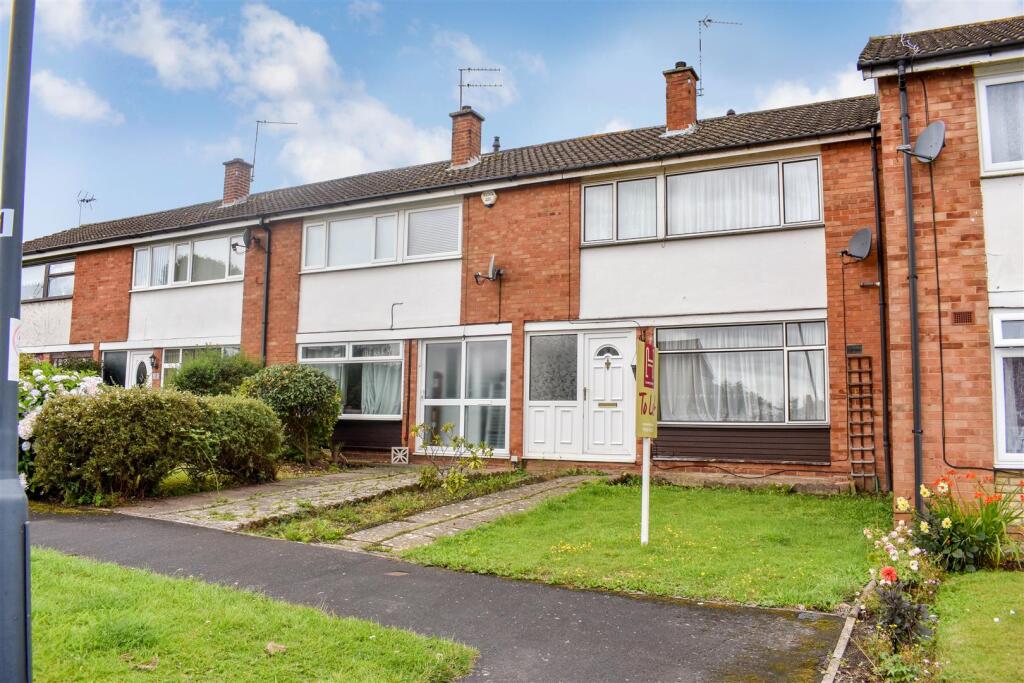 3 bed Mid Terraced House for rent in Warwick. From Hawkesford - Leamington Spa