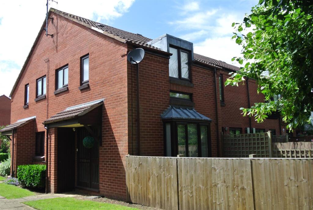 1 bed End of Terrace for rent in Warwick. From Hawkesford - Leamington Spa 1 bed End of Terrace for rent in Warwick. From Hawkesford - Leamington Spa