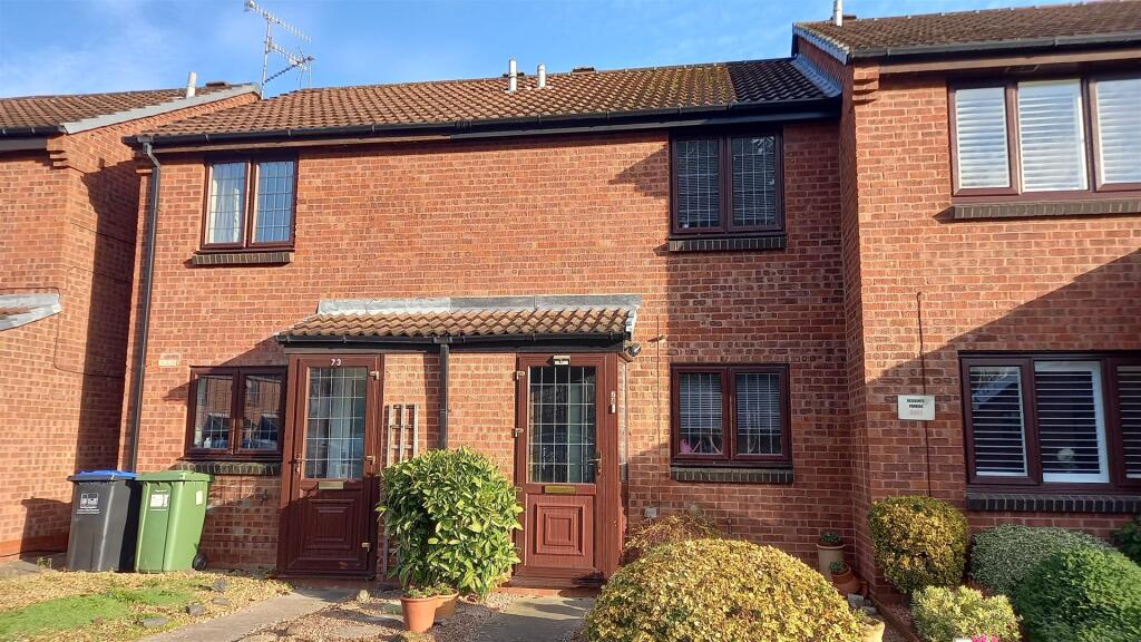 2 bed Mid Terraced House for rent in Warwick. From Hawkesford - Leamington Spa