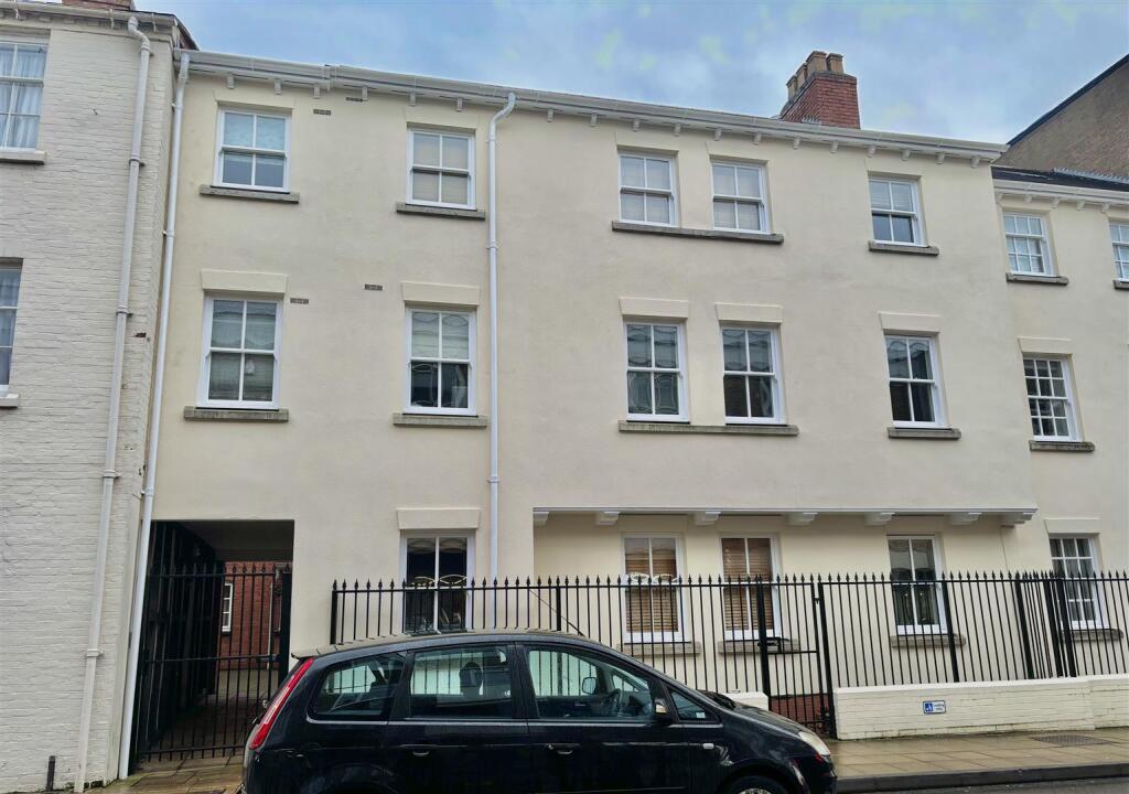2 bed Apartment for rent in Warwick. From Hawkesford - Leamington Spa 2 bed Apartment for rent in Warwick. From Hawkesford - Leamington Spa