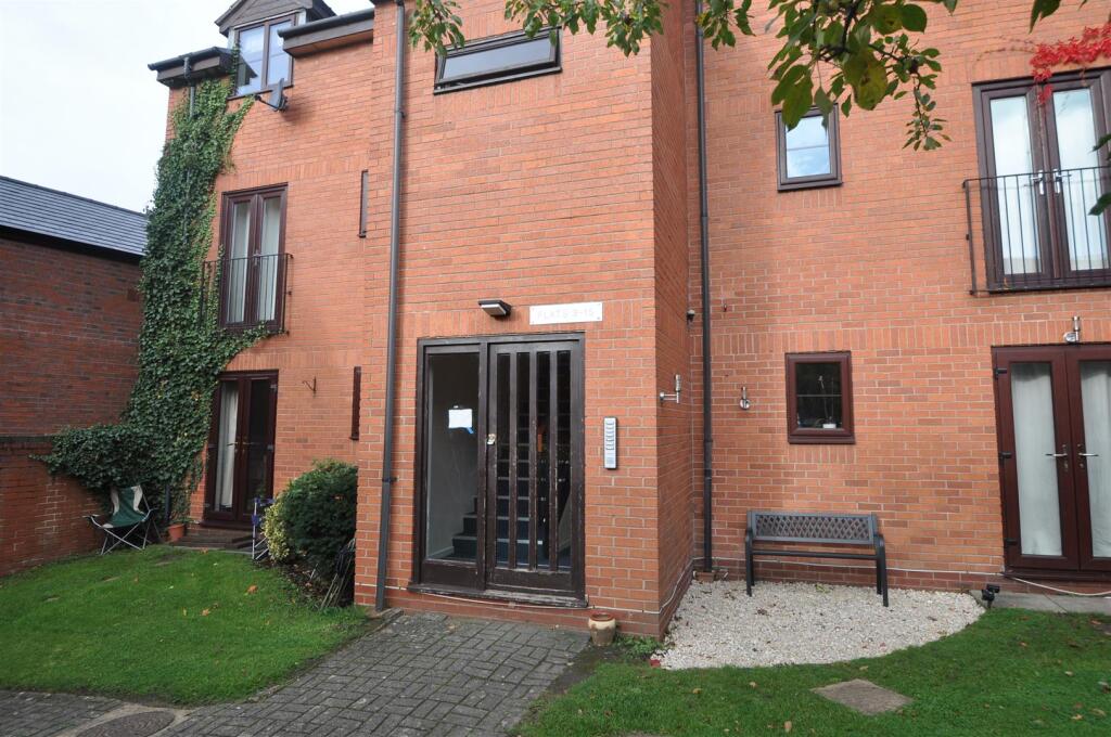 1 bed Apartment for rent in Southam. From Hawkesford - Leamington Spa 1 bed Apartment for rent in Southam. From Hawkesford - Leamington Spa
