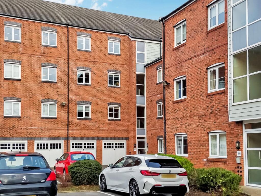 2 bed Apartment for rent in Warwick. From Hawkesford - Leamington Spa