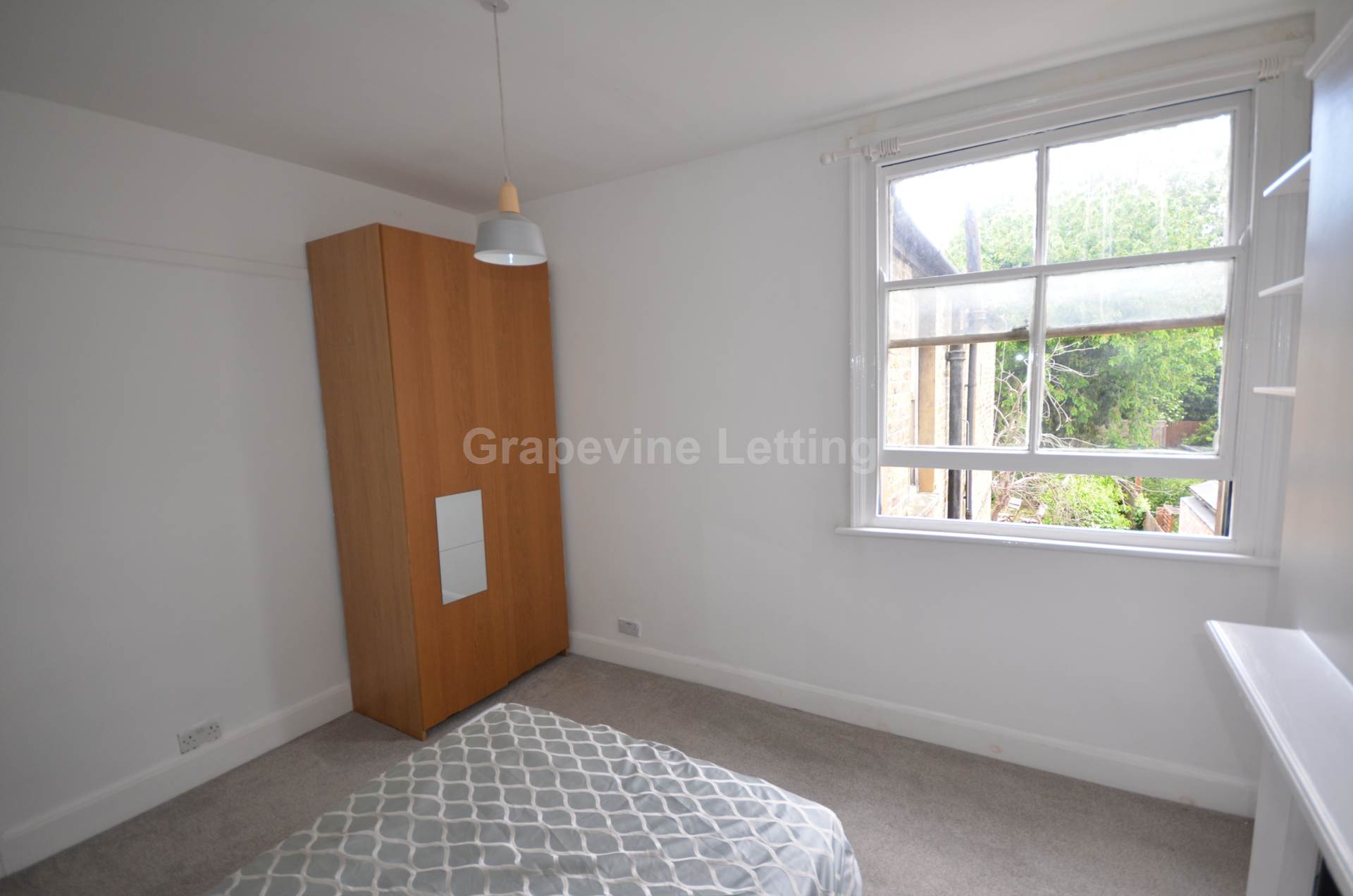 3 bed Annexe for rent in London. From Grapevine Residential Lettings