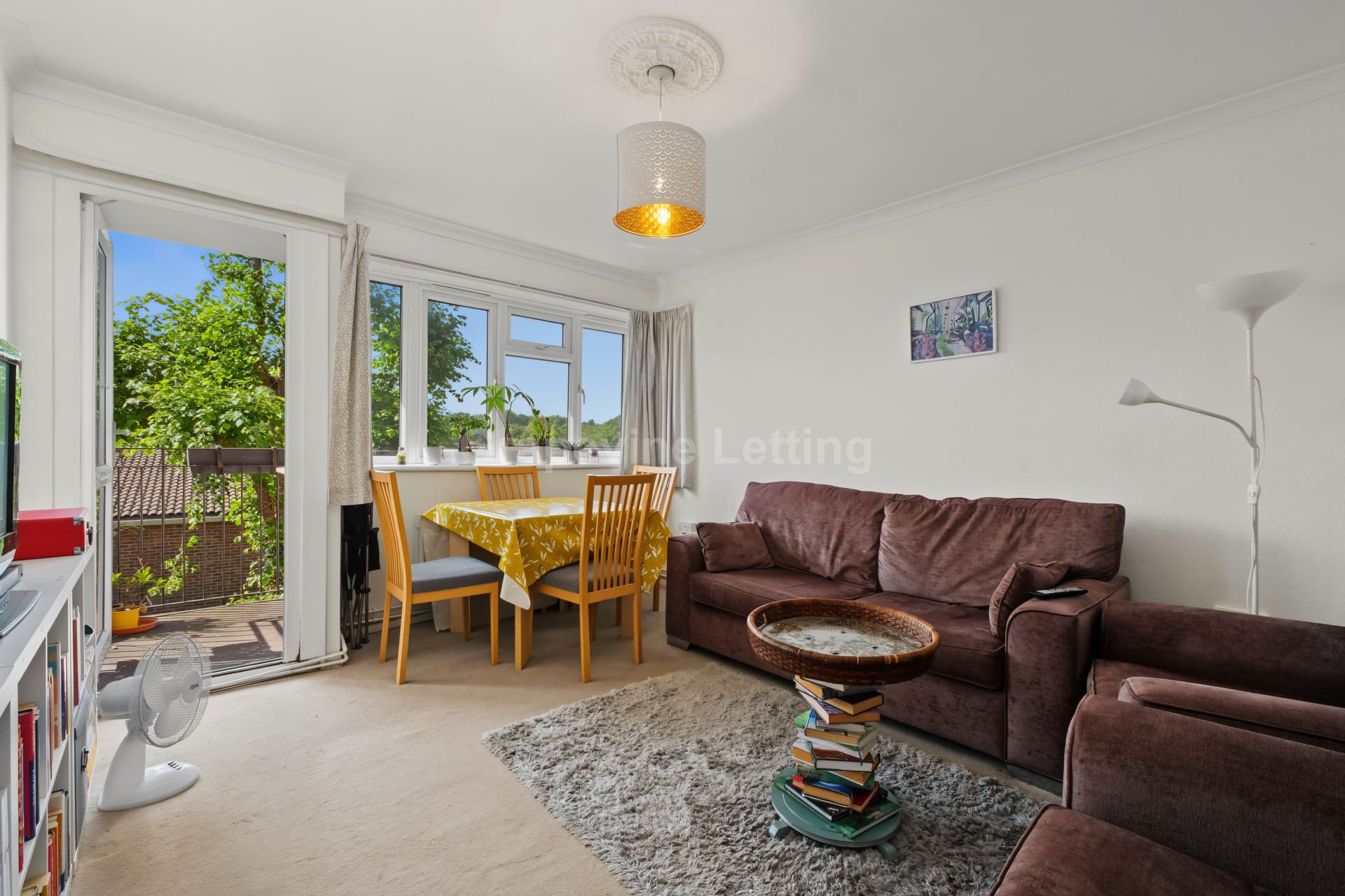 2 bed Apartment for rent in London. From Grapevine Residential Lettings