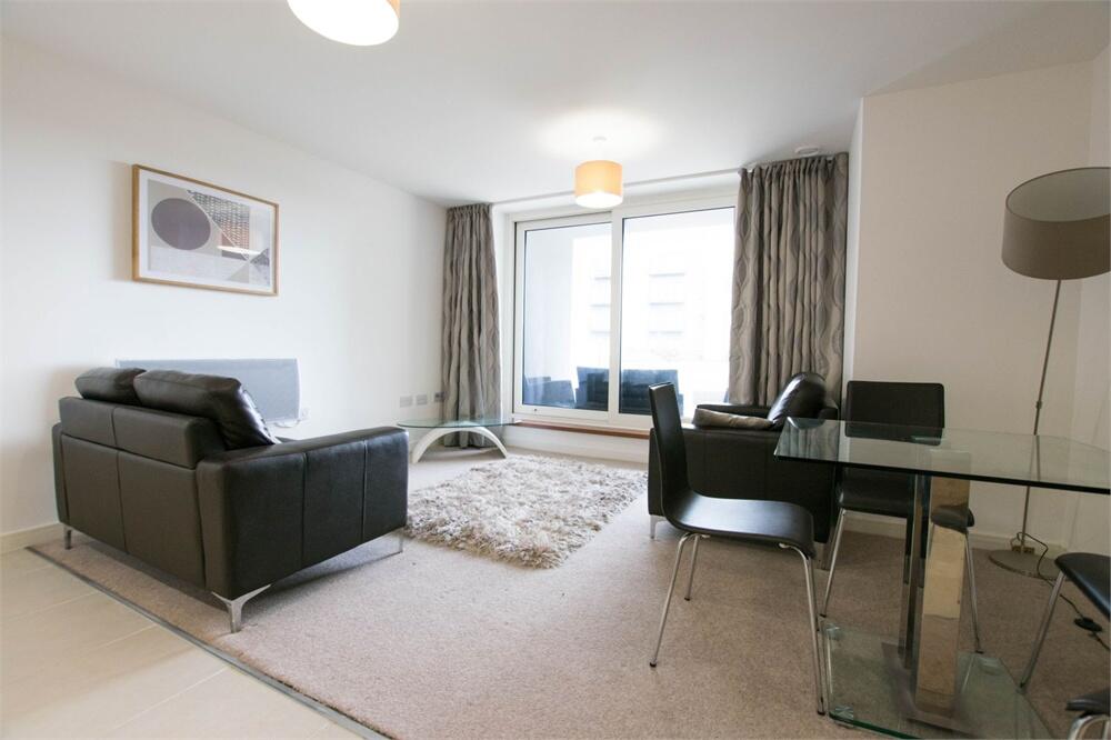 2 bed Apartment for rent in Cardiff. From SquareFoot Estate Agents Ltd - Cardiff 2 bed Apartment for rent in Cardiff. From SquareFoot Estate Agents Ltd - Cardiff