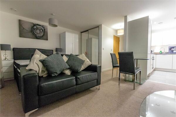 0 bed Studio for rent in Cardiff. From SquareFoot Estate Agents Ltd - Cardiff