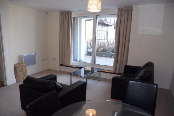 1 bed Apartment for rent in Penarth. From SquareFoot Estate Agents Ltd - Cardiff 1 bed Apartment for rent in Penarth. From SquareFoot Estate Agents Ltd - Cardiff