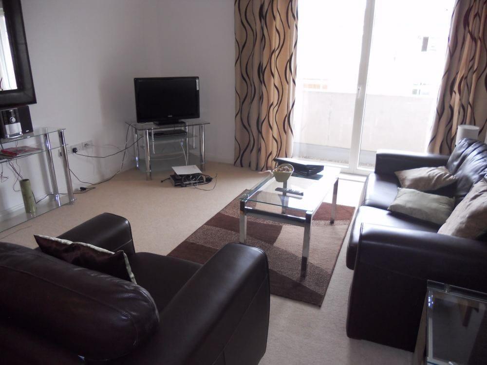1 bed Apartment for rent in Cardiff. From SquareFoot Estate Agents Ltd - Cardiff