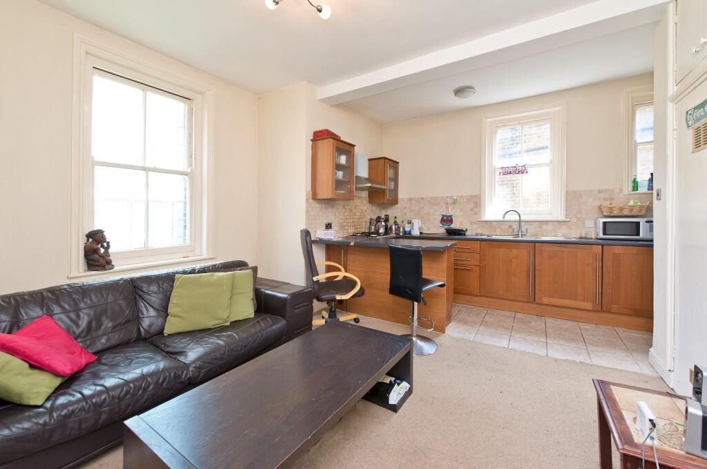 2 bed Apartment for rent in Kensington. From Lawson Rutter