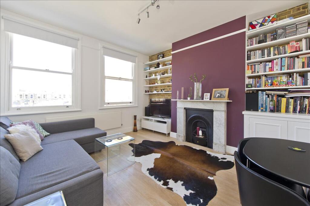 2 bed Apartment for rent in London. From Lawson Rutter