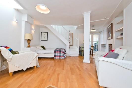 4 bed Studio for rent in Hammersmith. From Lawson Rutter 4 bed Studio for rent in Hammersmith. From Lawson Rutter