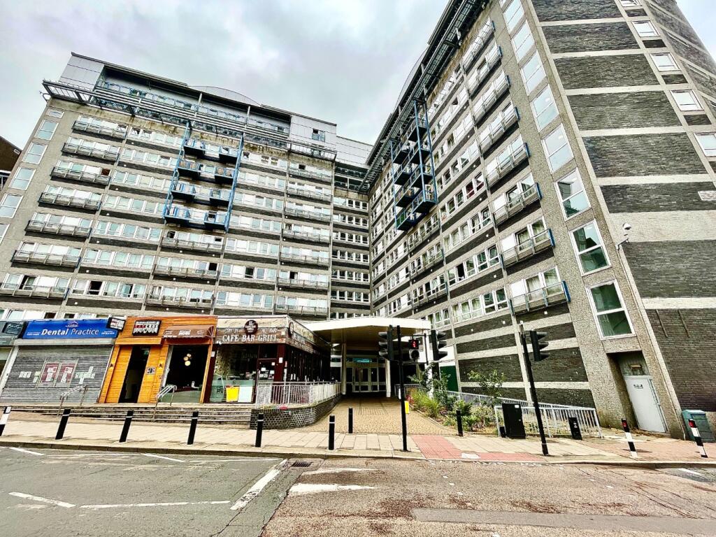1 bed Flat for rent in Woolwich. From Beaumont Gibbs Estate Agents