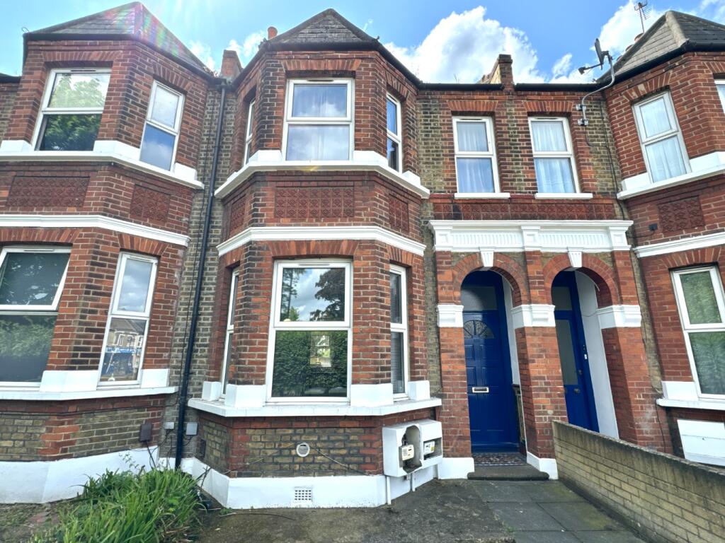 2 bed Flat for rent in Woolwich. From Beaumont Gibbs Estate Agents