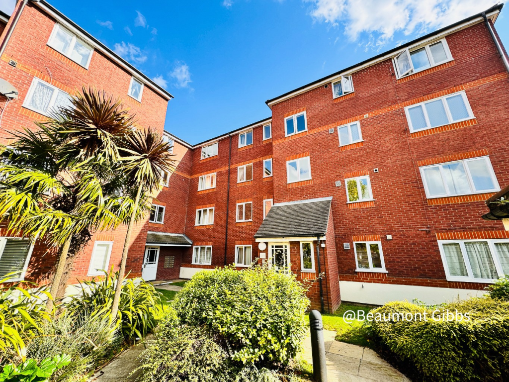 1 bed 1st Floor Flat for rent in Woolwich. From Beaumont Gibbs - Plumstead