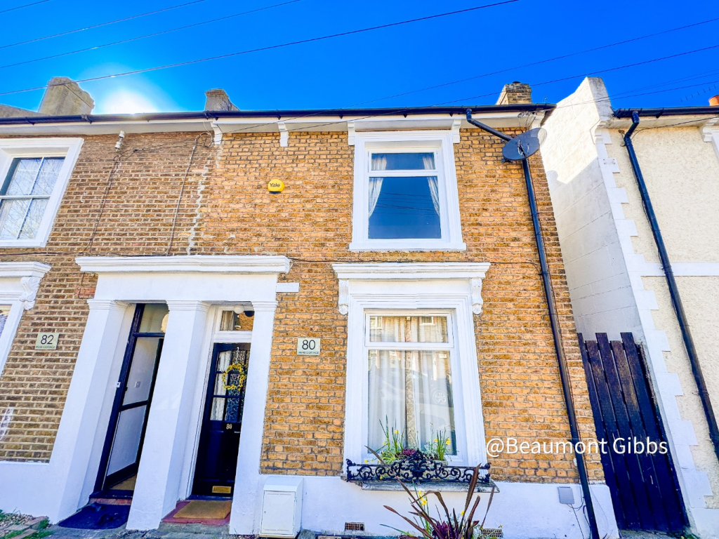 3 bed Semi Detached for rent in Woolwich. From Beaumont Gibbs - Plumstead