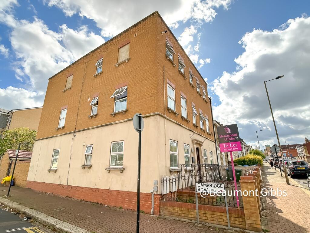 2 bed Apartment for rent in Woolwich. From Beaumont Gibbs - Plumstead 2 bed Apartment for rent in Woolwich. From Beaumont Gibbs - Plumstead